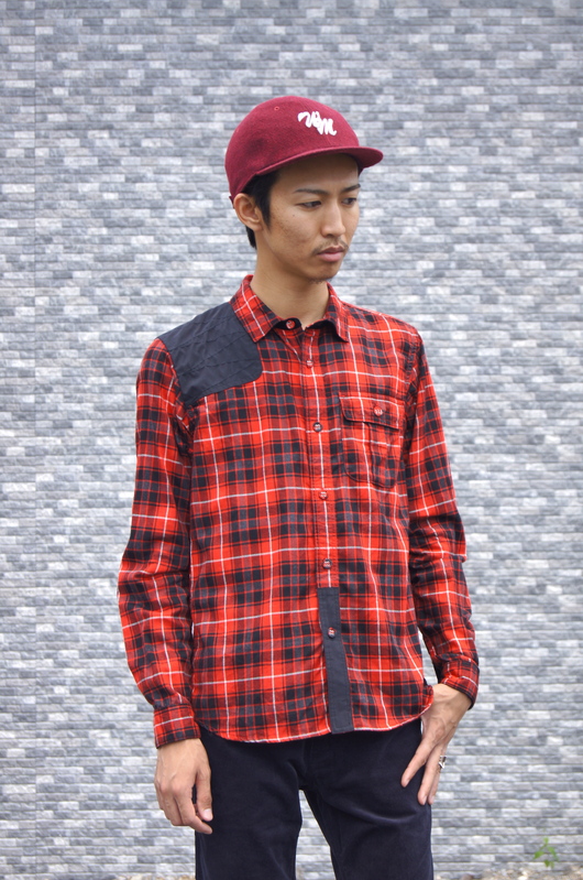 White Mountaineering - CONTRAST SWEAT!!_f0020773_204558100.jpg