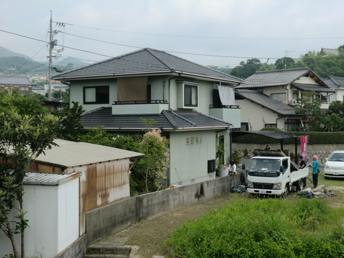佐伯区 M様邸・外壁塗装工事_d0125228_2235495.jpg