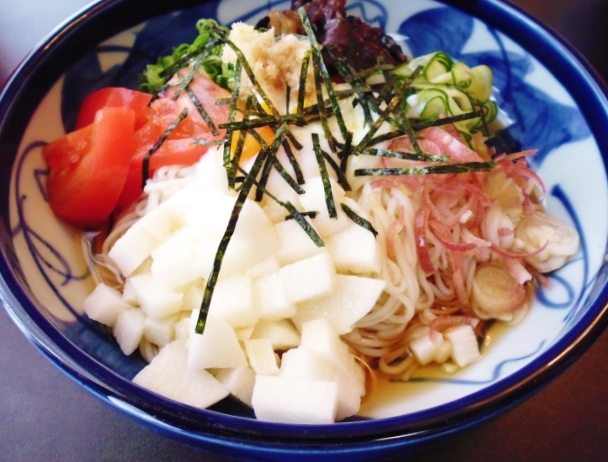 牛時雨煮と山芋のぶかっけ素麺_b0307692_22164058.jpg