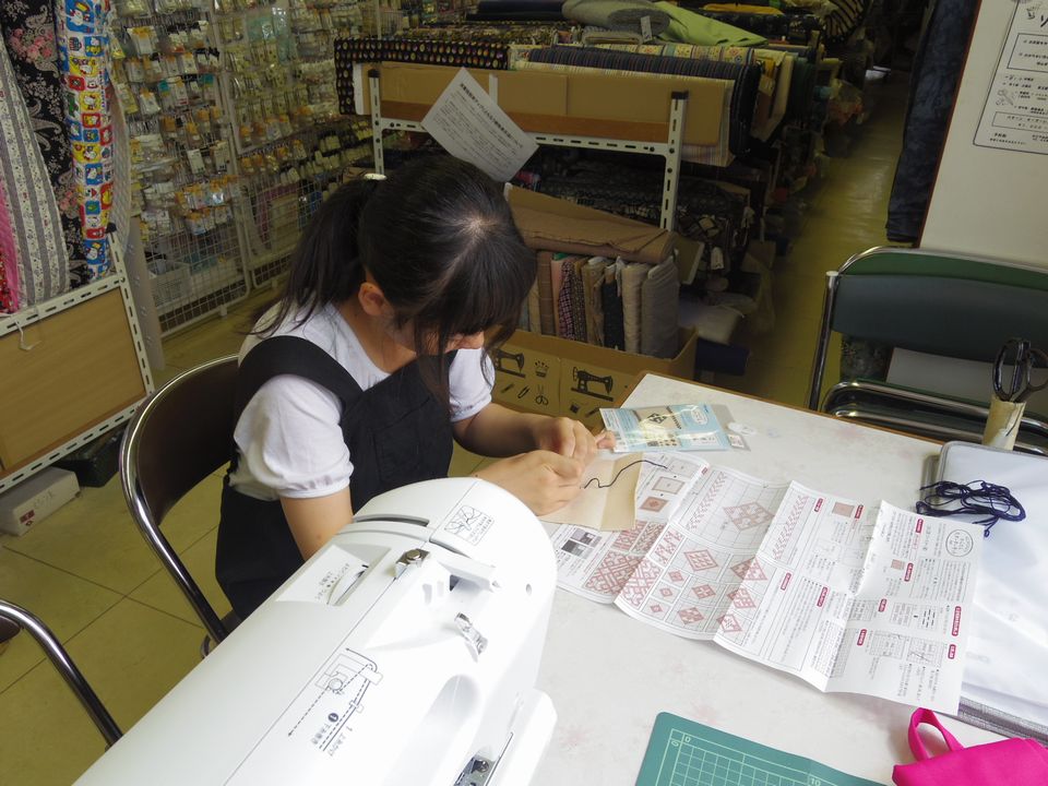 おさや糸店さんで貴重なお仕事体験!_d0156706_1323897.jpg