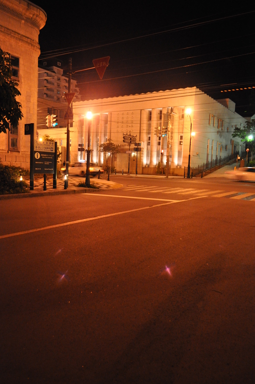 函館末広町の旧百十三銀行本店(建築家・関根要太郎函館作品再訪、その4)_f0142606_21563846.jpg