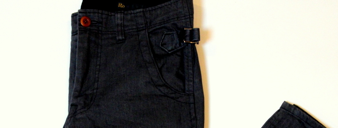 ◆Side Flap Denim Slacks_e0142928_0132847.jpg