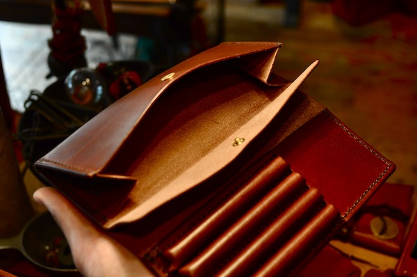 leather pen case_b0172633_22132969.jpg