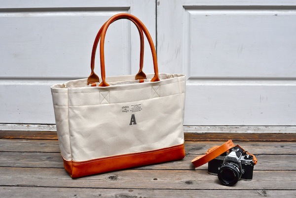 canvas tote white x camel_b0172633_9561912.jpg
