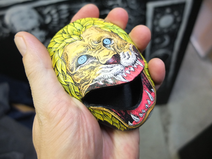 　NEW!!   LION レザーコインケース_f0136753_15020476.jpg