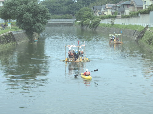 金山川で遊ぼう_e0003854_1642211.jpg