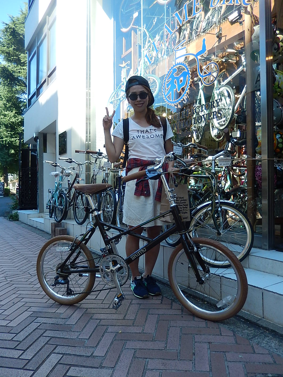 8月22日　渋谷　原宿　の自転車屋　FLAME bike前です_e0188759_1545170.jpg