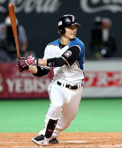 西川遥輝選手が実際に使用したバッティンググローブ