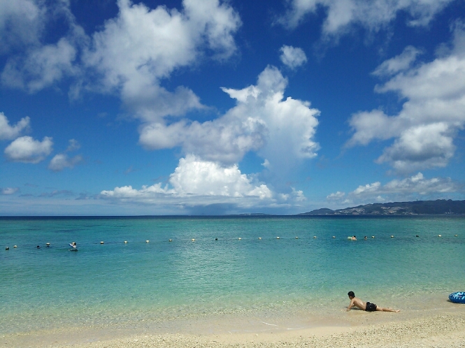 沖縄2日目 海と琉球ガラス村へ☆_e0278508_1452920.jpg