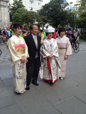 あのSt.Paul 寺院での挙式のご準備_e0151619_3353893.jpg