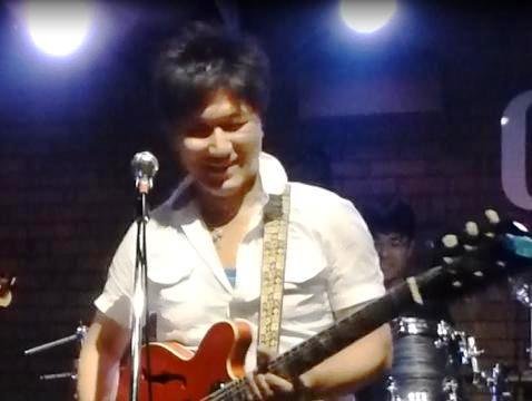 カラフル夏の2デイズライブ@Cavern Beat、2日目のライブレポ!_e0188087_2127172.jpg