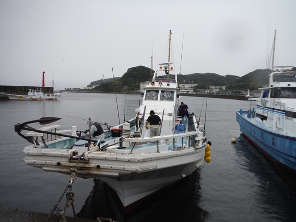 走水沖の大アジ釣り　午後乗合　広川釣り船店から_f0295547_1655034.jpg