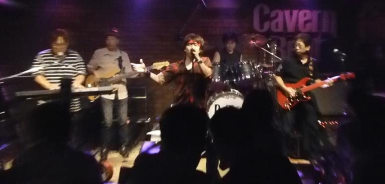 カラフル夏の2デイズライブ@Cavern Beat、2日目のライブレポ!_e0188087_10424275.jpg