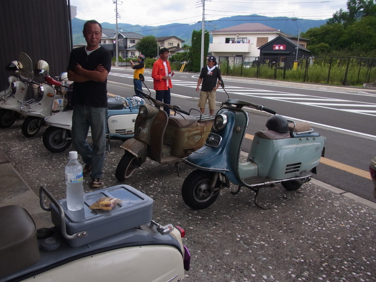 d0326610_022461.jpg