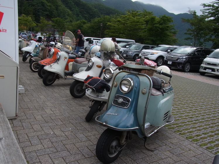 d0326610_0432116.jpg