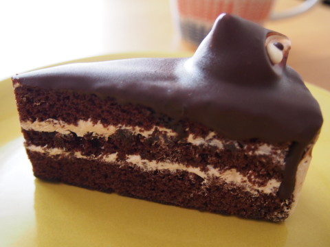 たぬきケーキ:チボリ洋菓子店(弘前市)_b0147224_18563431.jpg