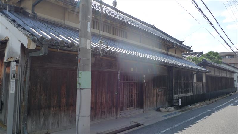 河内国分本町の街並み_f0139570_18342180.jpg