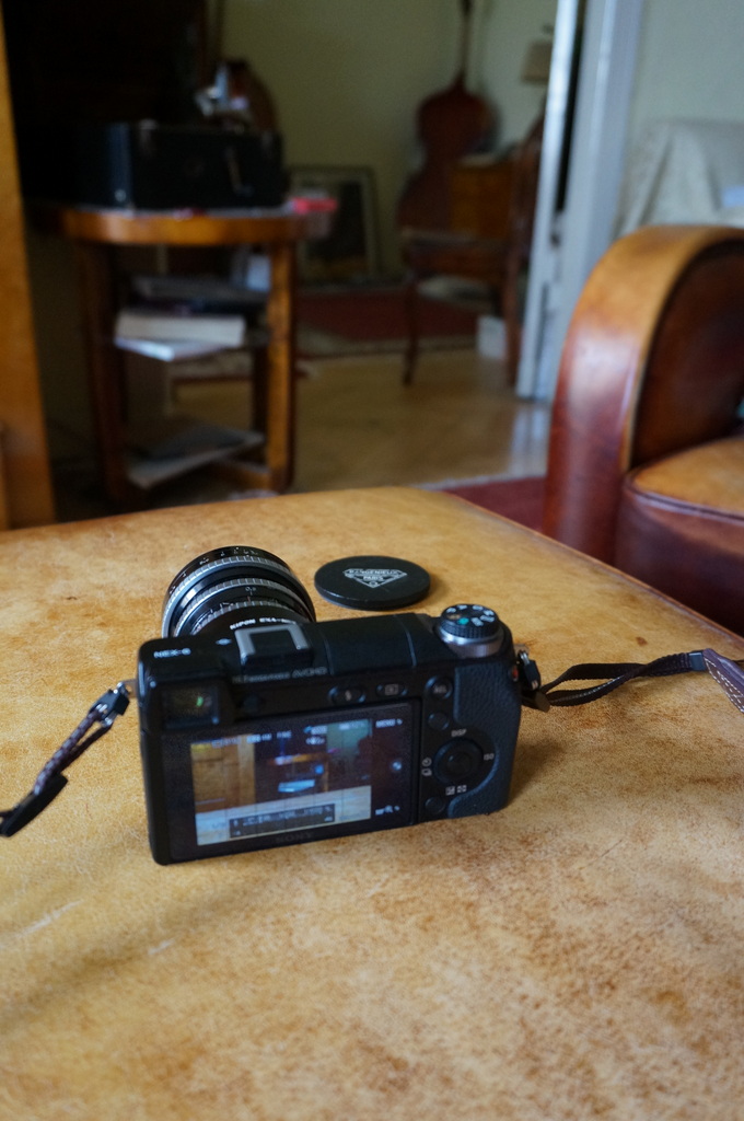 Leica M ≧ NEX6_c0180686_06261160.jpg