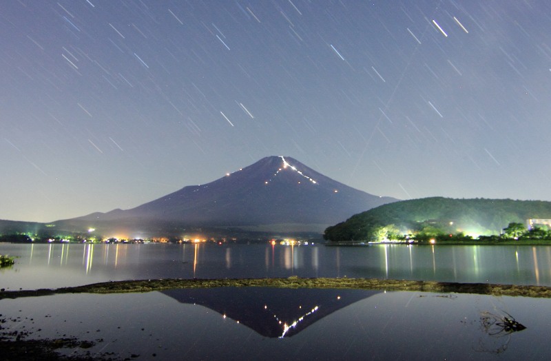 逆さ赤富士は ご利益もダブル 富士山大好き 写真は最高