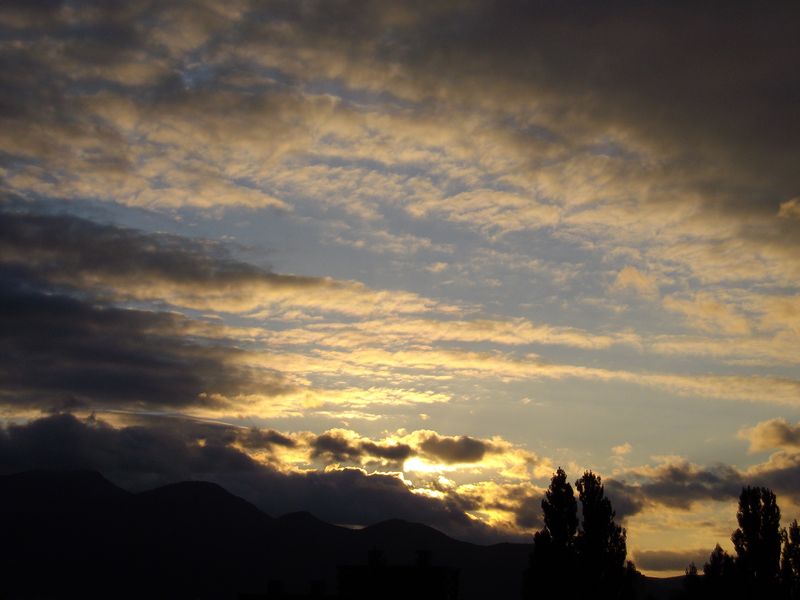 夕景のきれいな季節になりました_c0025115_19265915.jpg