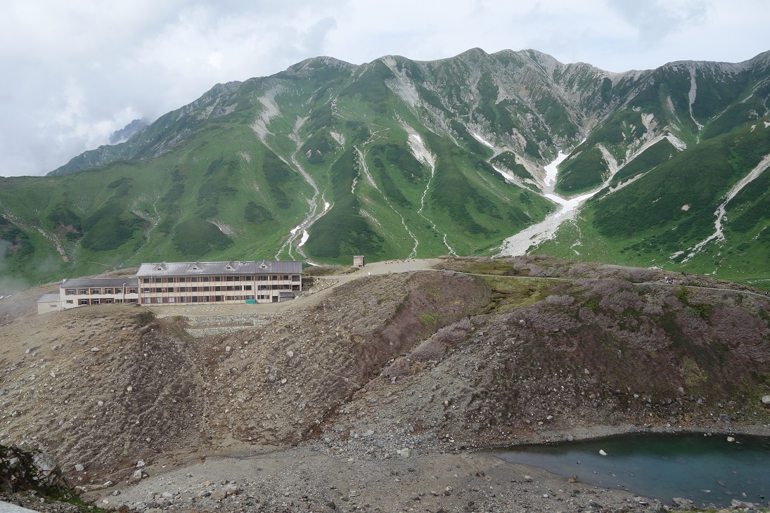 f0348933_22365645.jpg
