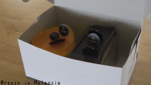 f0339434_23462570.jpg