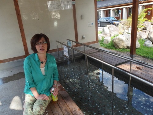 足湯は、ぬる湯_c0116915_051769.jpg