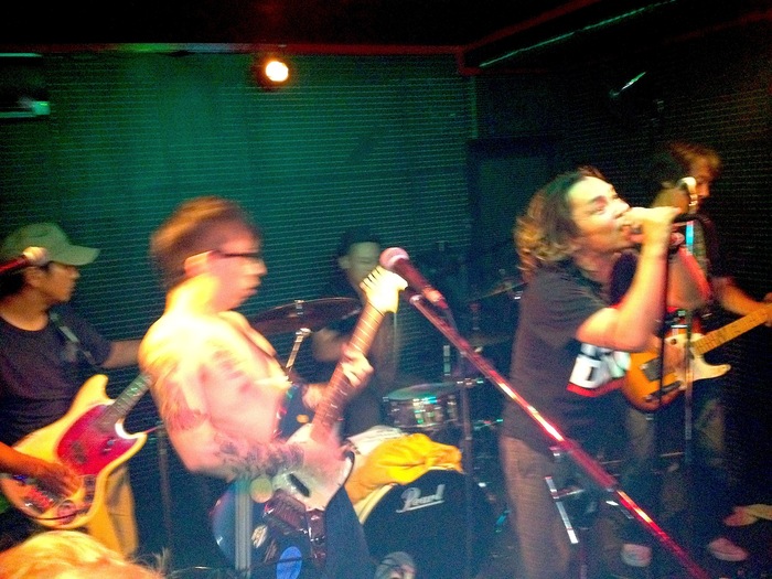 PARANOID CHANT_c0234515_13365550.jpg