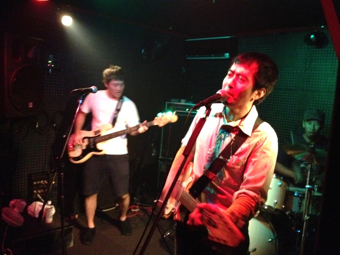 PARANOID CHANT_c0234515_13382530.jpg