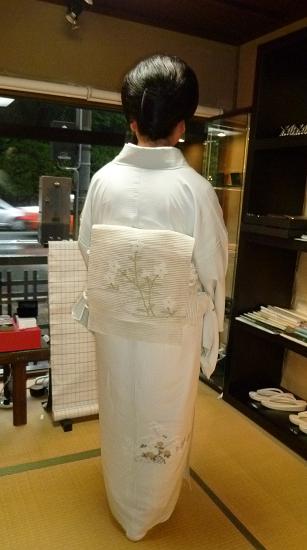 お茶会の着姿・涼しげな付け下げに絽綴れの帯。 : きもの 鶴のブログ