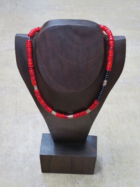 好評のTsunai Haiya ・・・ 斬り出しBEADS NECKLESS!★!_d0152280_0231751.jpg