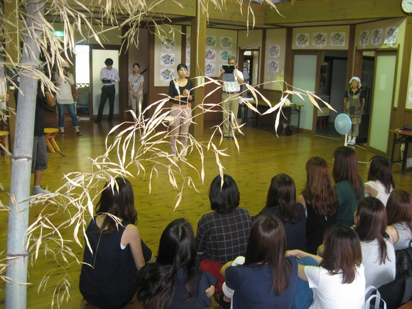 神戸松陰女子学院大学の皆さんが郷土料理に挑戦!_e0061225_13521862.jpg
