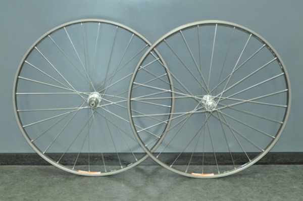 手組ホィール shimano da 77/dt chapion/ambrossio chrono クラシックホィール_a0262093_12121424.jpg