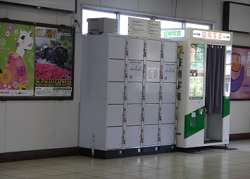 鶴ヶ島駅(東武線)_b0289962_2053344.jpg