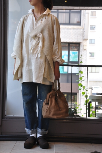 GALLEGO DESPORTES ~ バランスのとれたロングシャツ ~_e0127399_15301620.jpg