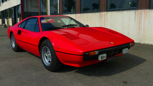 Bologna の 308GTB_a0129711_19132730.jpg
