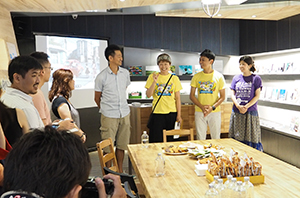 PHOTOFES2014 オープニングパーティー_b0043961_0133046.jpg
