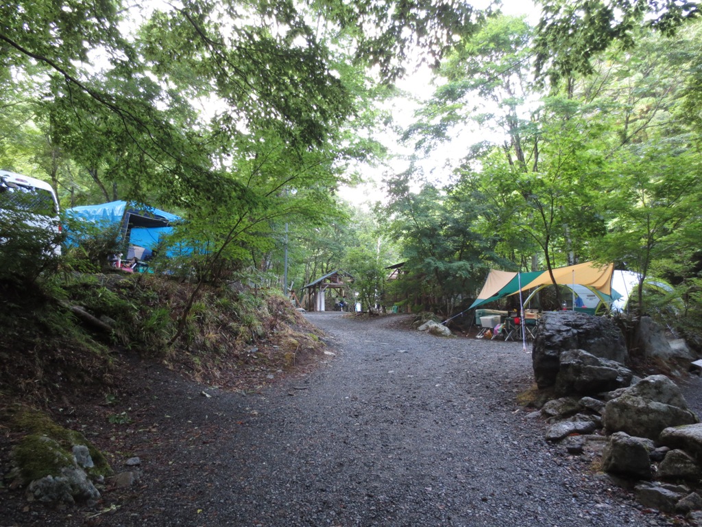 道志村の山伏オートキャンプ場_c0310571_06355674.jpg
