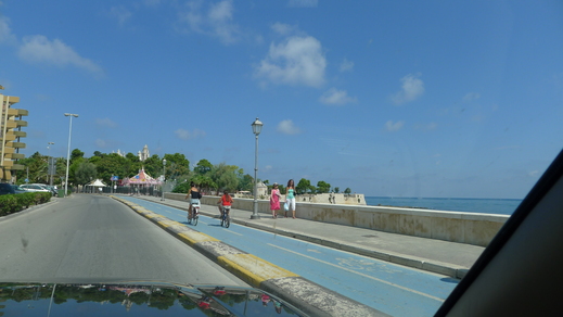 Trani の 208gt4_a0129711_20341998.jpg