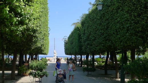 Trani の 208gt4_a0129711_20342689.jpg