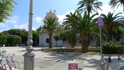 Trani の 208gt4_a0129711_20353789.jpg