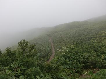 先の見えない白山登山_b0137933_1154723.jpg