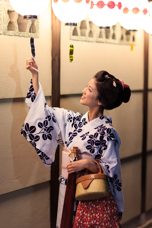 明かりの下で（上七軒・勝奈さん）_f0155048_11423620.jpg