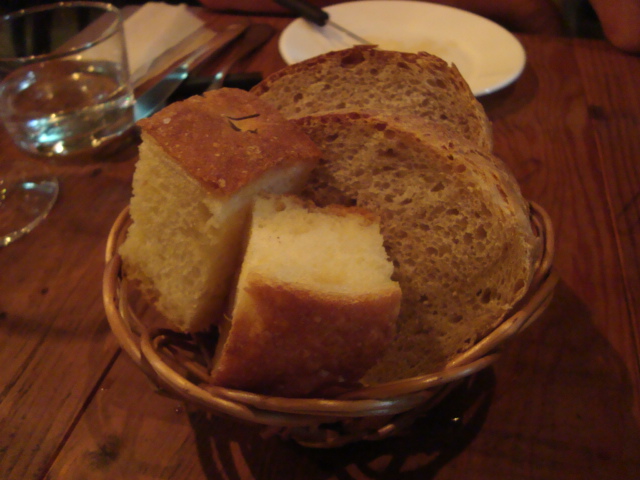 渋谷「アルルの食堂 urura ウルラ」へ行く。_f0232060_16553427.jpg