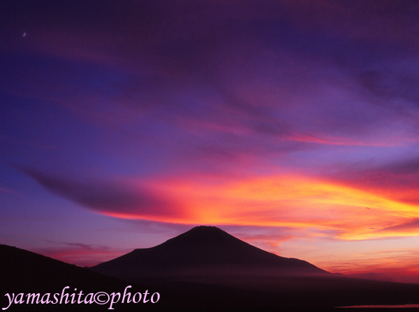 おはようございます。Amazon Kindle電子書籍より、山下茂樹写真集「富士山の四季彩」－好評配信中です_a0158609_6395930.jpg