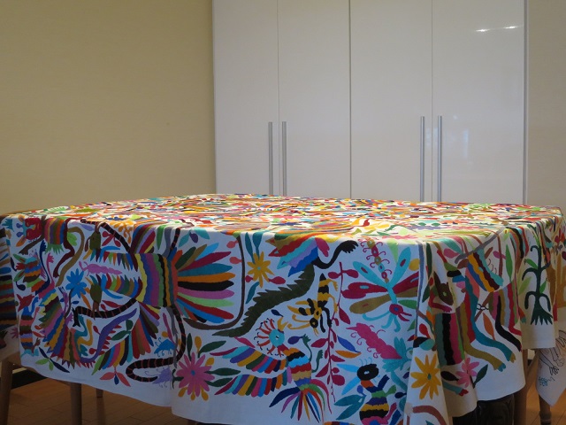 メキシコの刺繍 オトミ刺繍 テナンゴ刺繍 : メキシコ雑貨