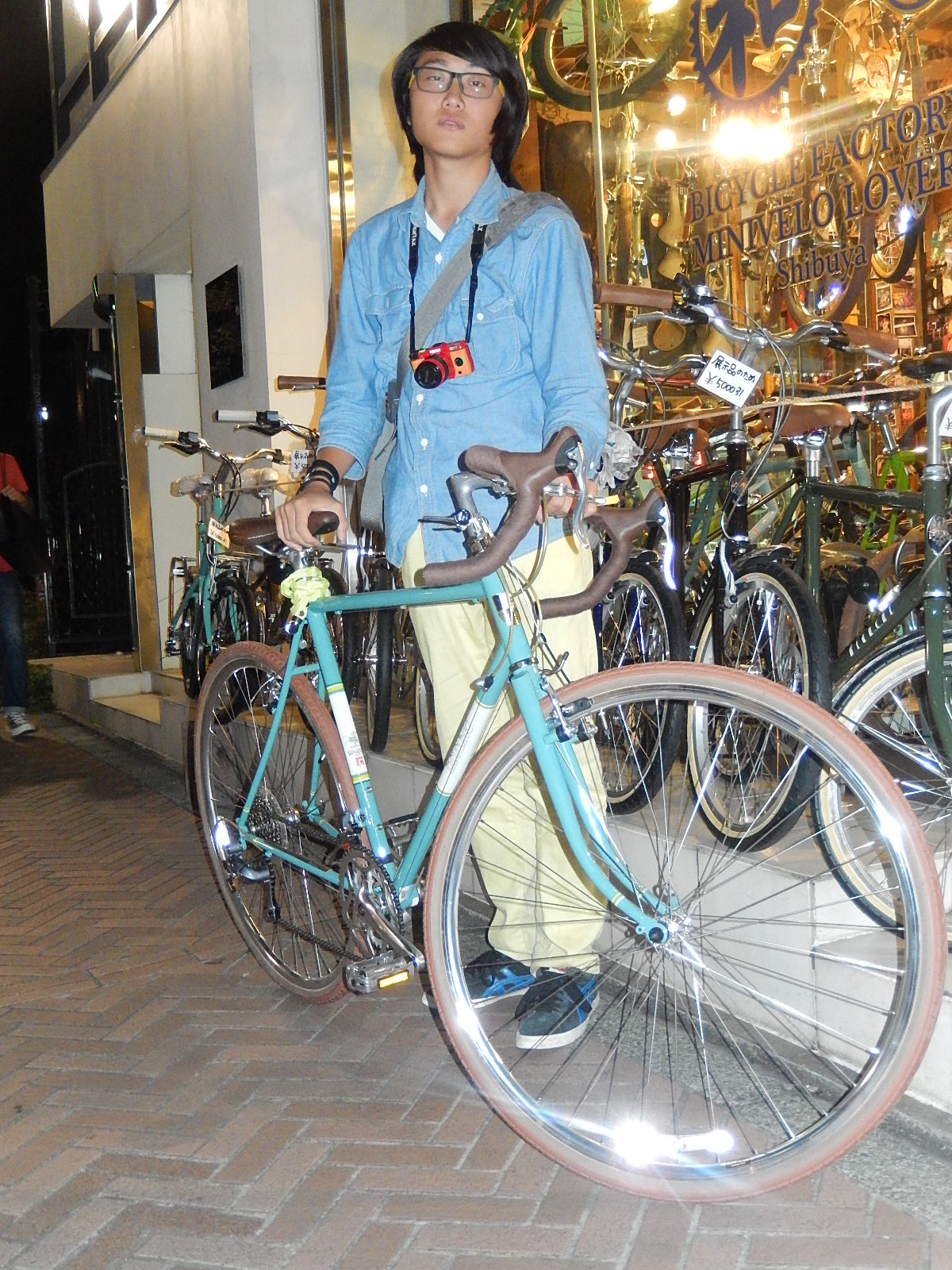 9月1日　渋谷　原宿　の自転車屋　FLAME bike前です_e0188759_15123130.jpg