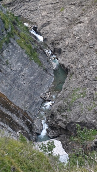 a0278382_00061200.jpg