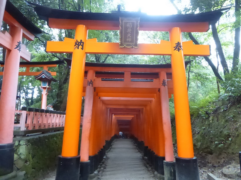 稲荷 一日参り_f0205367_16331230.jpg