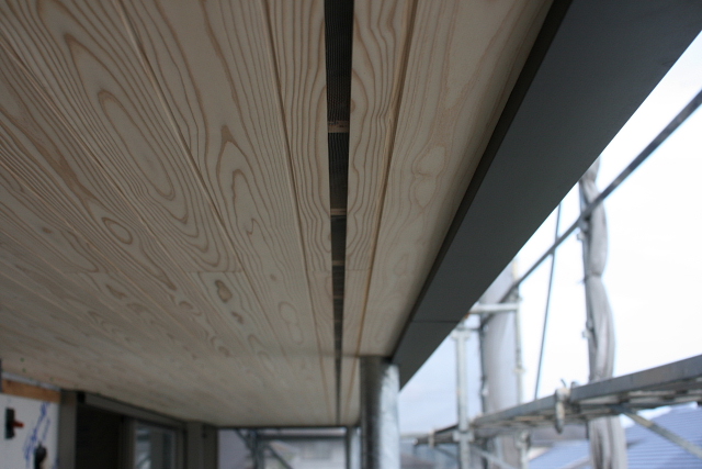 小屋裏・屋根の換気と通気_e0145995_14312127.jpg